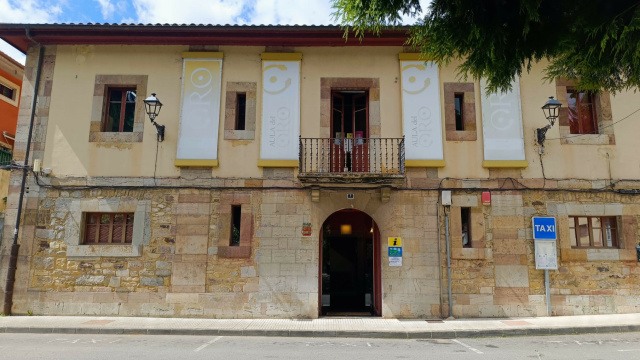 Aula del Oro de Belmonte de Miranda - Asturias