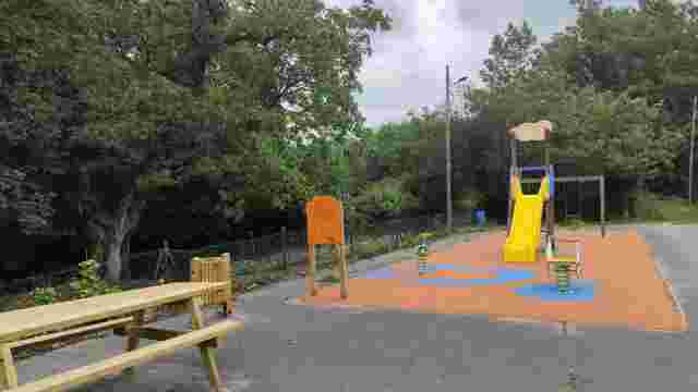 Área recreativa y zona de juegos San Bartolomé